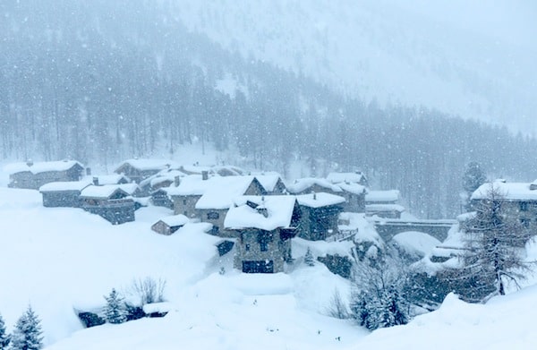 16 Best Ski Holidays Deals | Welove2ski 16 Best Ski Holidays Deals | Welove2ski