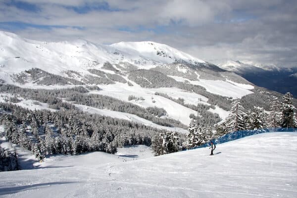 pila skiing