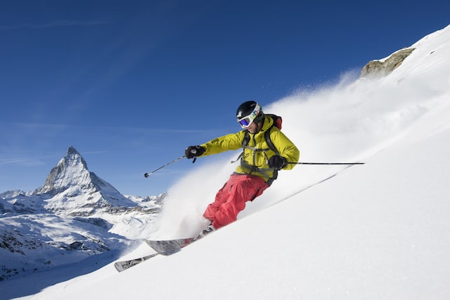 How to Look Like a Pro Skier Even When You’re a Complete Beginner