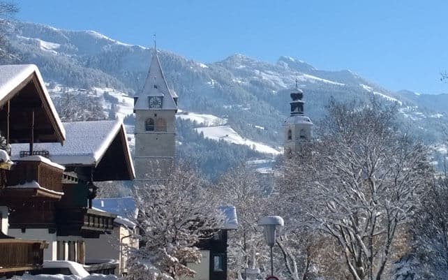 Superb Skiing in the Alps as the Skies Begin to Clear | Welove2ski