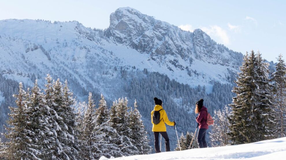 Snowshoeing in Morzine Vallée de la Manche