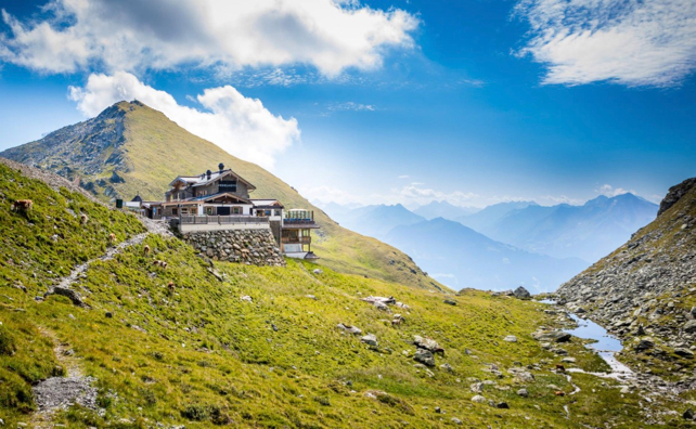 Six Irresistible Hikes to Alpine Huts in the Austrian Tirol | Welove2ski