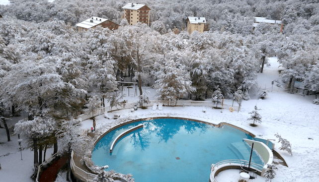 Snowy Pools | Welove2ski