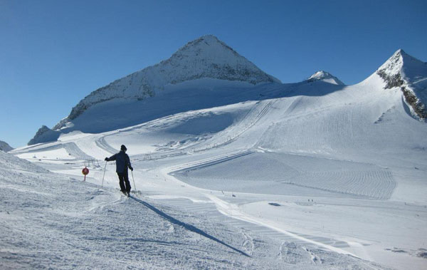 Heavy Snow Kicks Off a Wintry Week in the Alps | Welove2ski