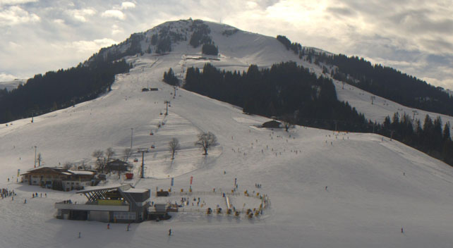 Snow Now: And a LOT More Snow to Come | Welove2ski