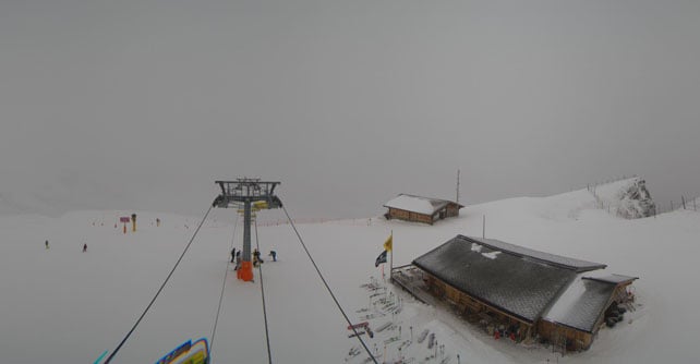 Snow Falling At Altitude Across the Northern Alps | Welove2ski