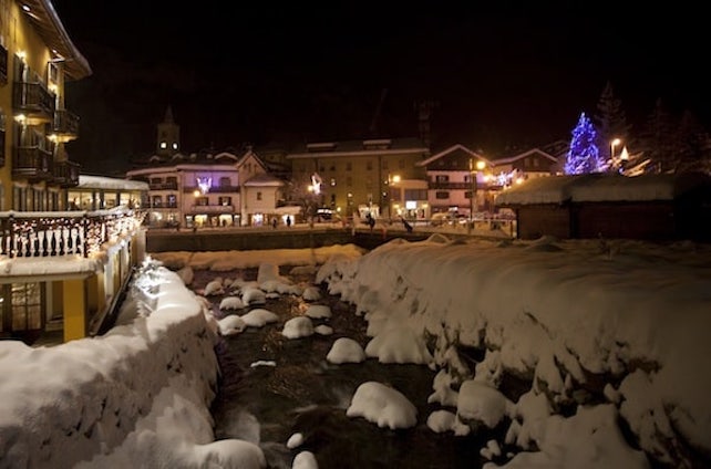 LA THUILE | WELOVE2SKI