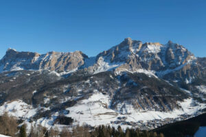 Glorious Sunshine in the Alps: Christmas Snow to Follow | Welove2ski
