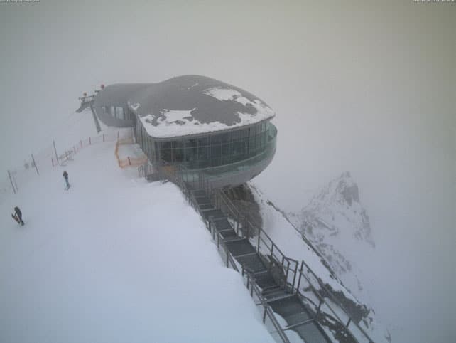 It's Been Snowing Hard in the High Alps | Welove2ski