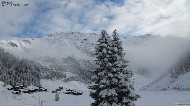 Fresh Snow in the Alps - And More to Come | Welove2ski