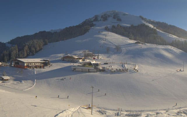 Brilliant Sunshine Across the Alps | Welove2ski