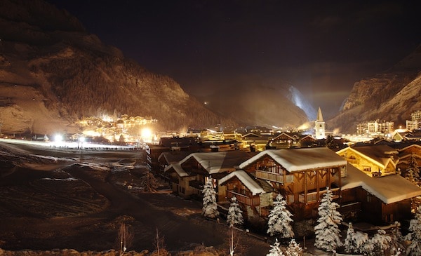 Where to Party in Val d’Isere | Welove2ski